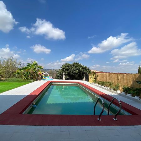 Guesthouse In Torrent Exterior foto